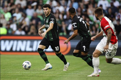 "Краснодар" уступил "Локомотиву" из-за пенальти и гола в концовке матча