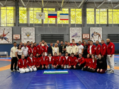 Капитан "Краснодара" Эдуард Сперцян обвинил болельщиков ЦСКА в расизме после матча